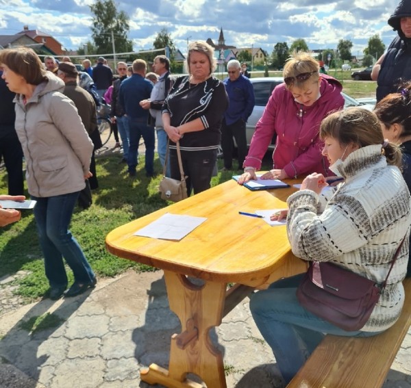 Местная жительница рассказала, почему в Смышляевке Самарской области протестуют люди