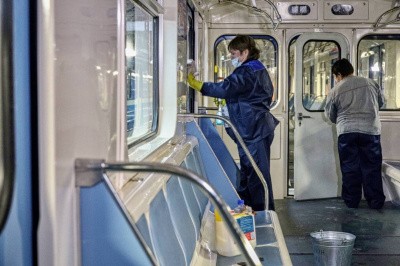 Антиковидные меры &ndash; в приоритете: в самарском метро  вагоны дезинфицируют при каждом заходе в депо,  а на станциях санобработка выполняется каждые 2 часа