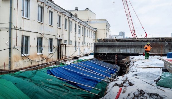 На перекрестке Советской Армии и Ново-Садовой идет глобальная переукладка коммуникаций