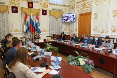 Коронавирус: на еженедельном городском штабе при Главе Самары Елене Лапушкиной обсудили контроль соблюдения ограничительных мер