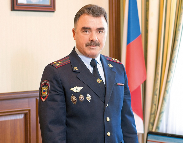 Начальник полиции Тольятти Ахмедханов лично обезоружил преступника 