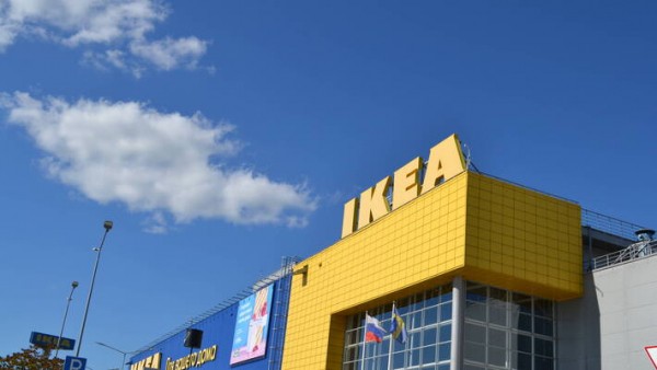 В Самаре 3 ноября 2021 года эвакуировали посетителей ТЦ &laquo;МЕГА&raquo;