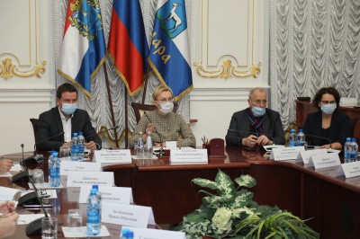 Елена Лапушкина: &laquo;Основная наша задача &ndash; разорвать цепочки, которые приводят к росту числа заболеваний коронавирусом&raquo;