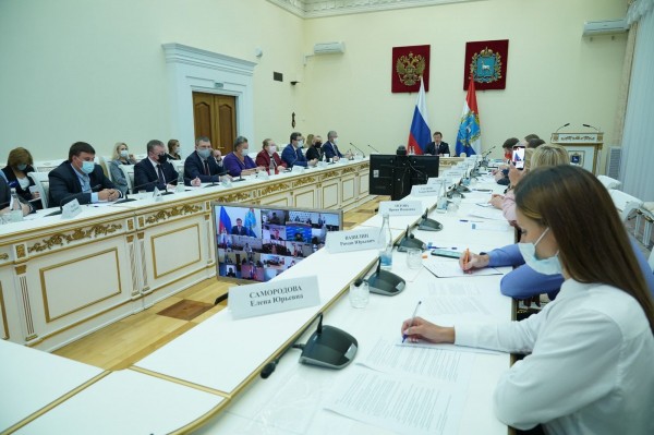 Введение новых ограничительных мер в Самарской области отложили до 18 октября 