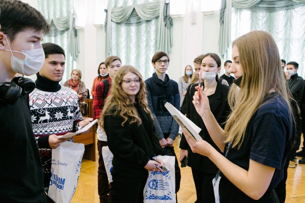  УГНТУ познакомил более 300 школьников Башкирии с рабочими профессиями  