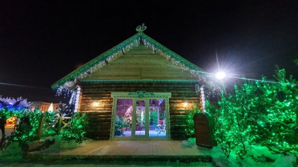 На площади Куйбышева в Самаре в декабре 2021 года строят 8 локаций &laquo;Сказочного леса&raquo;