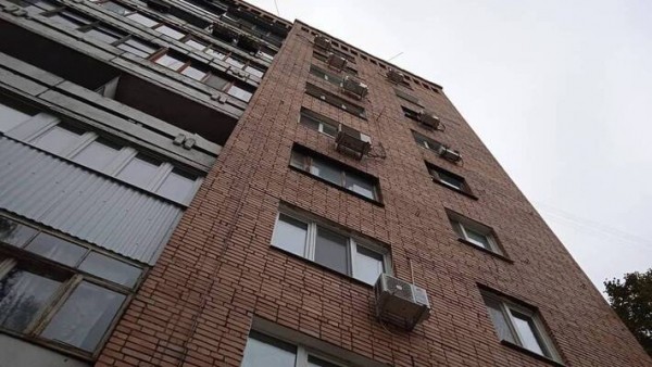 На Острове в Калининграде мужчина погиб после падения из окна седьмого этажа На Острове в Калининграде мужчина погиб после падения из окна седьмого этажа