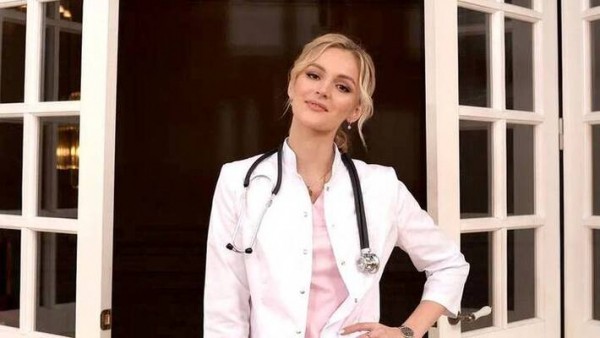 &laquo;Растяжка помогает&raquo;: молодая гимнастка из Самары рассказала, почему поступила на медицинский