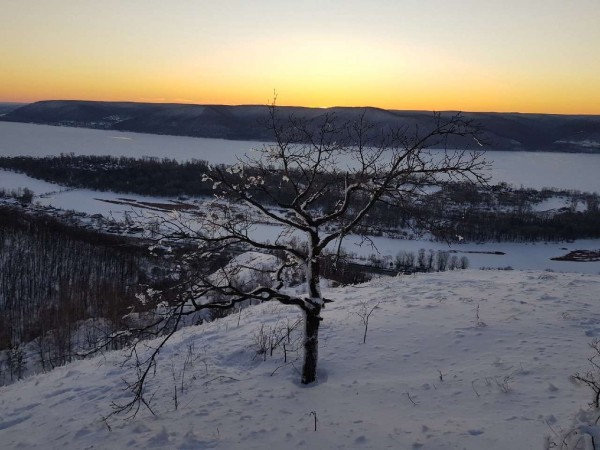 &laquo;Количество людей неважно&raquo;: молодая девушка из Самары рассказала, чем занимаются студенты в горах