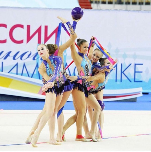 &laquo;Растяжка помогает&raquo;: молодая гимнастка из Самары рассказала, почему поступила на медицинский