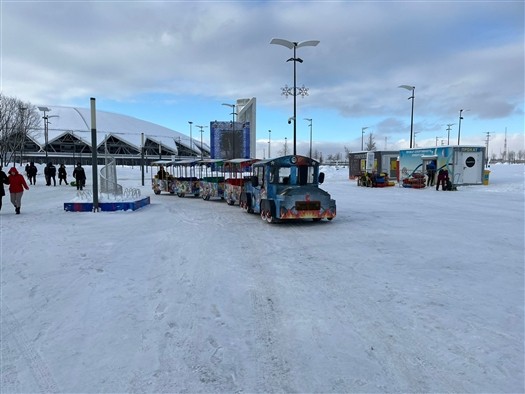 
"Самарская олимпийская деревня" остается одной из самых популярных новогодних локаций для жителей и гостей Самарской области
