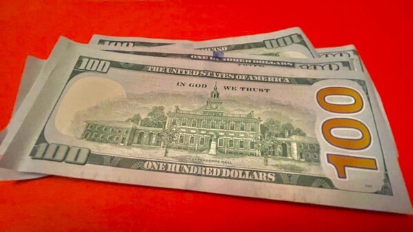 Изменился курс доллара и евро в банках Самары