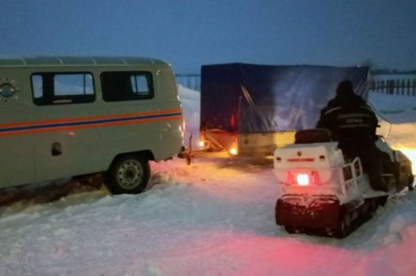 В Самарской области спасатели эвакуировали погибшего мужчину