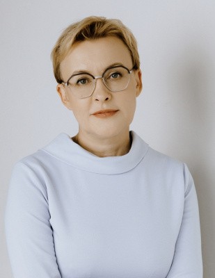 Глава Самары Елена Лапушкина поздравила жительниц города с 8 марта