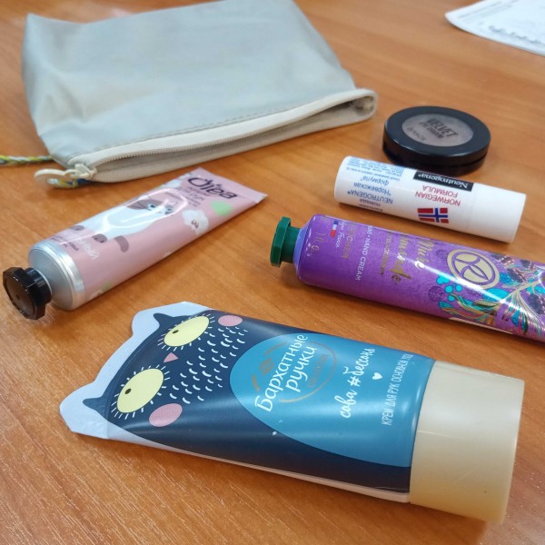 &laquo;Будем рисовать стрелки красками&raquo;: как девушкам в Самаре заменить иностранную косметику