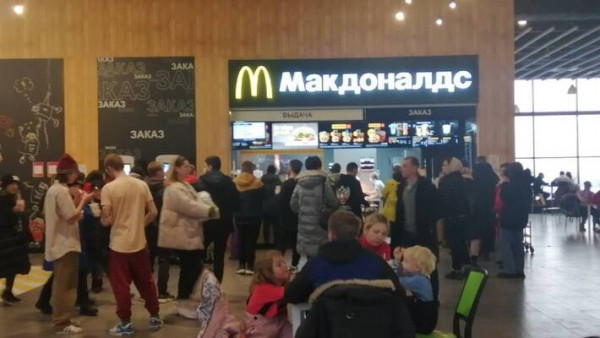 &laquo;Давка и ажиотаж&raquo;: как прошел последний день &laquo;Макдоналдса&raquo; в Самаре