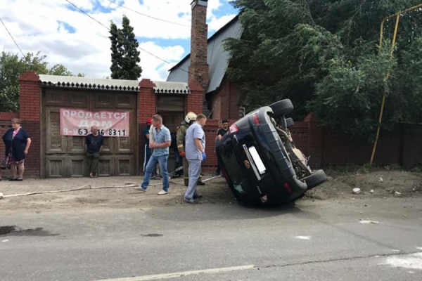 В Самаре произошла смертельная авария с перевёртышем 